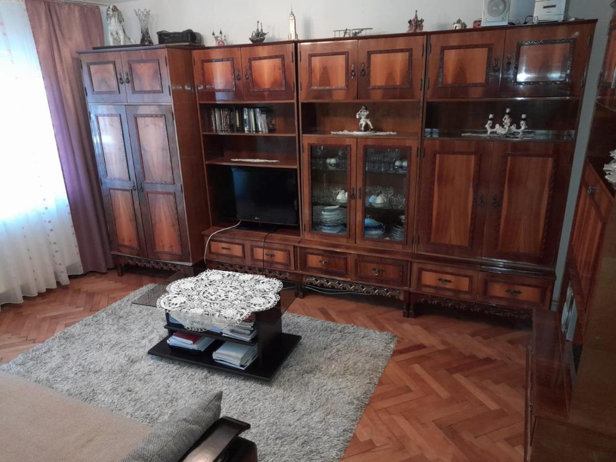 Apartament Straja - Lupeni  Zewnętrze zdjęcie